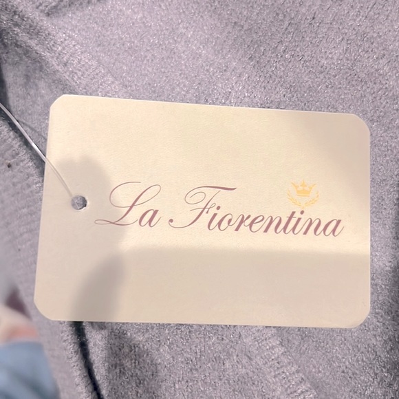 NWT Grey La Fiorentina one size fits most Poncho - Picture 2 of 7